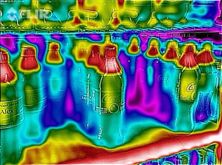 Illustration for article titled FLIR ONE Camera Review: Yep, iPhone Predator-Vision Is Awesome
